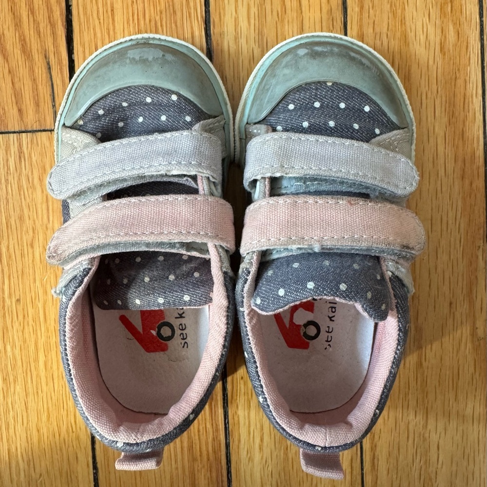 See Kai Run Robyne Gray Denim Toddler Size 6
